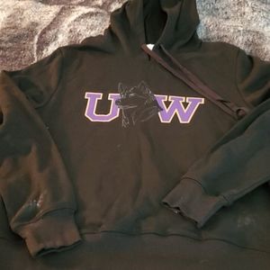 Black UW hooded sweatshirt